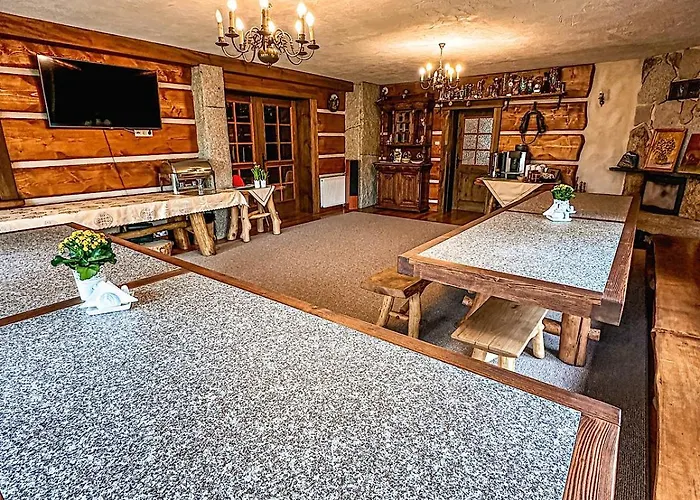 Gazdowka Sniadania Wanna Termalna 홈스테이