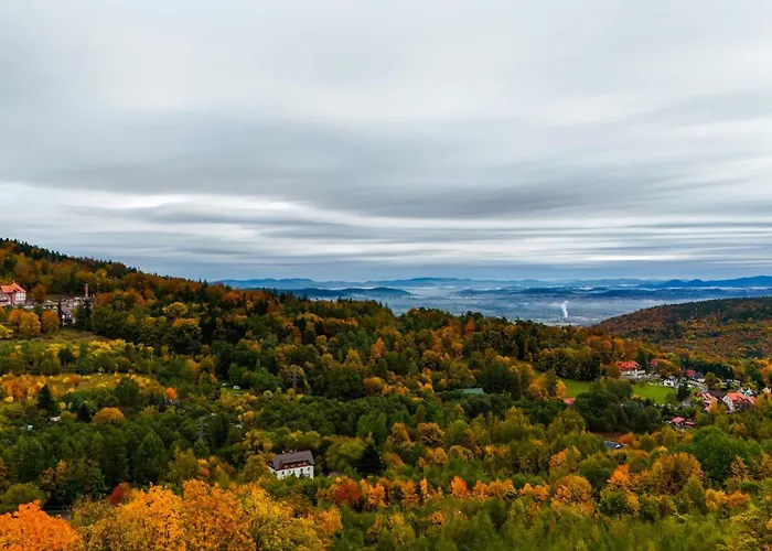 Gazdowka Sniadania Wanna Termalna 스클라르스카포렘바